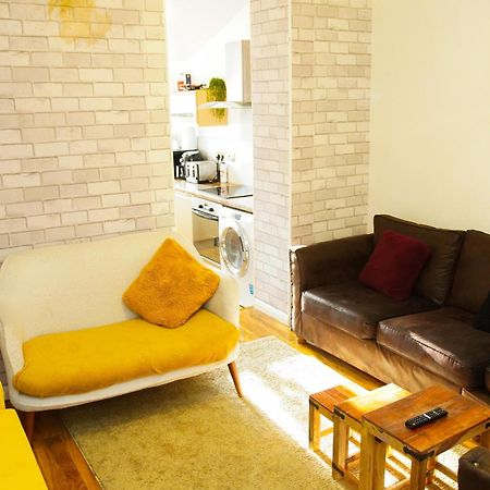 5 Bedroom House Near Cardiff City. Екстериор снимка