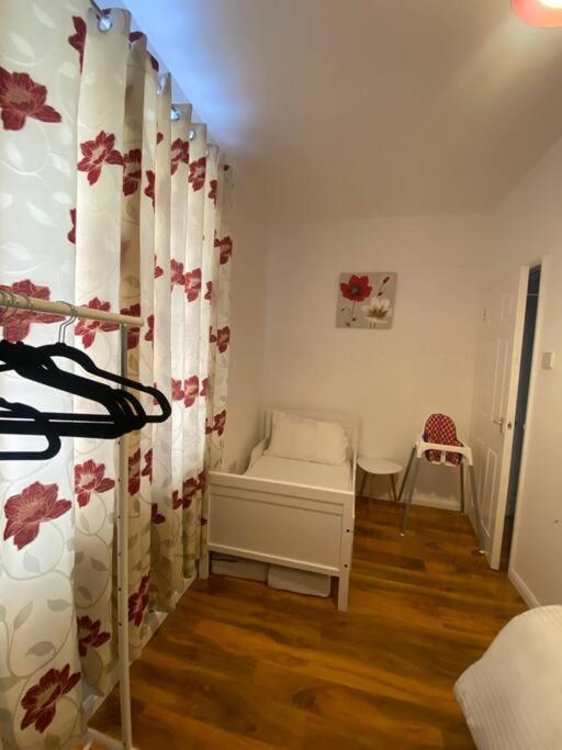 5 Bedroom House Near Cardiff City. Екстериор снимка