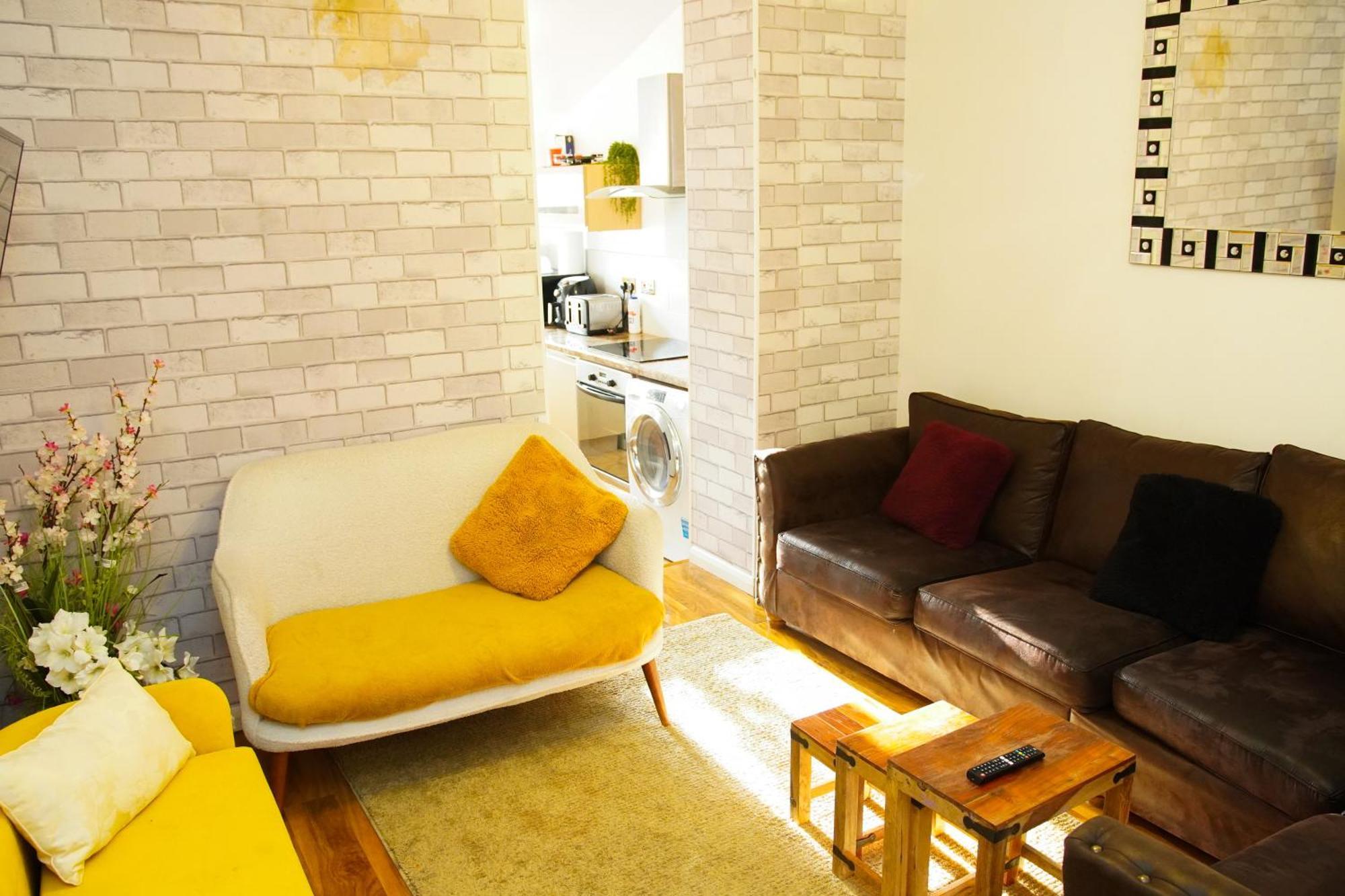5 Bedroom House Near Cardiff City. Екстериор снимка